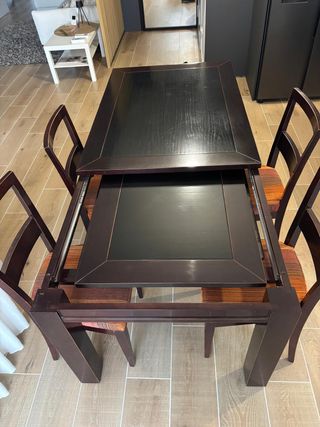 Mesa comedor extensible + 4 sillas