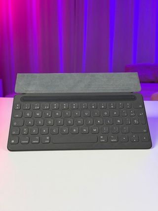 Apple Smart Keyboard