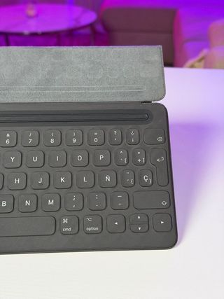 Apple Smart Keyboard