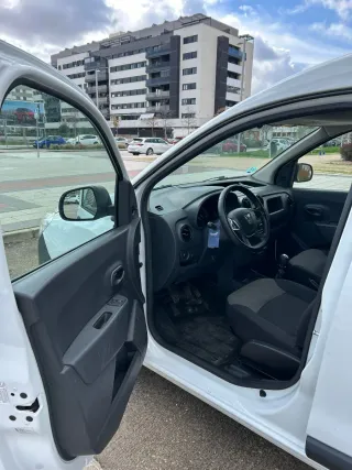 Alquiler por Meses Dacia Dokker 2021