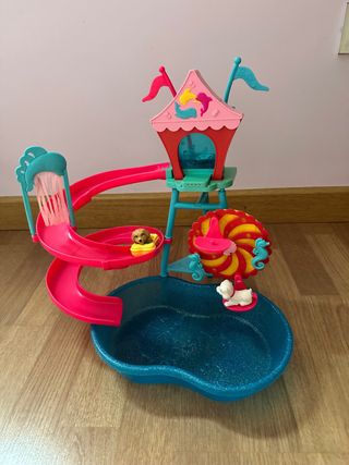 Tobogán y piscina perritos Barbie