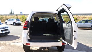 TOYOTA Land Cruiser D-4D GX 7 plazas