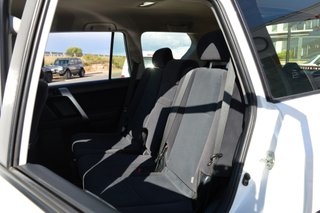 TOYOTA Land Cruiser D-4D GX 7 plazas