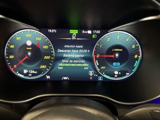 MERCEDES GLC 300De 4MATIC AMG