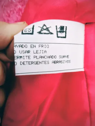 Abrigo rosa intenso Talla 44 Nuevo hecho en España