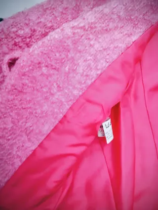 Abrigo rosa intenso Talla 44 Nuevo hecho en España