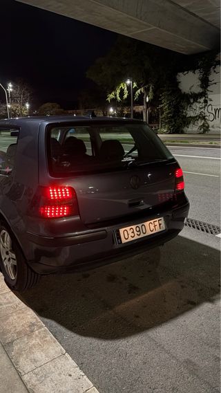 Volkswagen Golf 2003