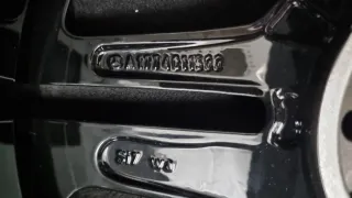 Llanta Mercedes-Benz AMG 18" Negra con sensor TPMS