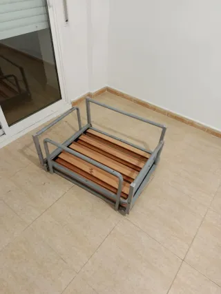 Cama Plegable Puff Metal y Madera