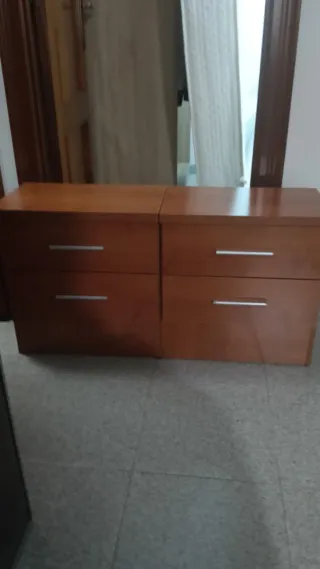 Mesitas de noche de madera