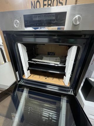 Horno pirolítico Bosch 71 L
