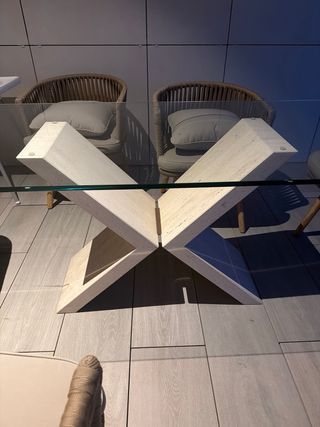 Mesa de comedor cristal y piedra