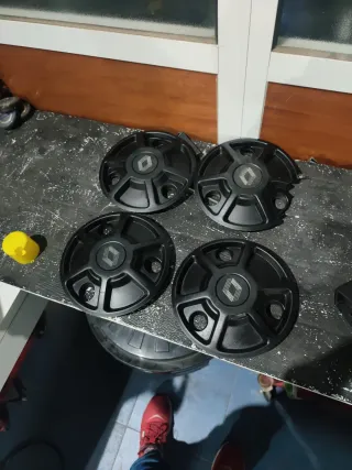 4 Llantas con neumáticos Hankook K715 155/80 R13