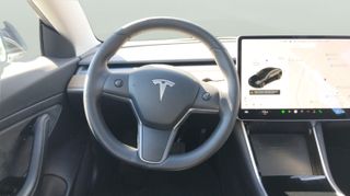 Tesla Model 3 Estándar Plus RWD 225 kW (306 CV)