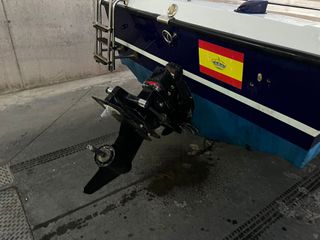 Embarcación MERCRUISER-ALPHA ONE 4,3 LX/V6