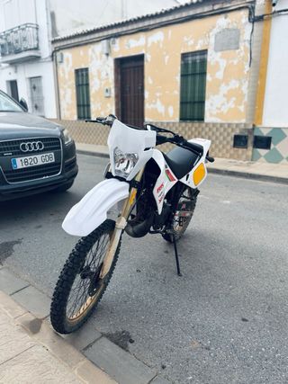 Rieju RR 49cc Enduro Blanca.