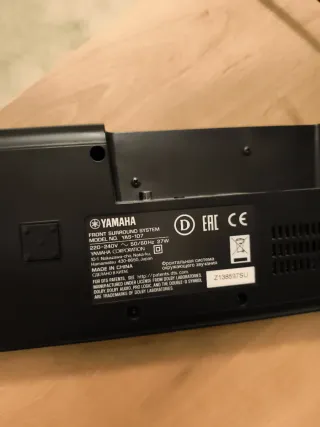 Barra de Sonido Yamaha Negra