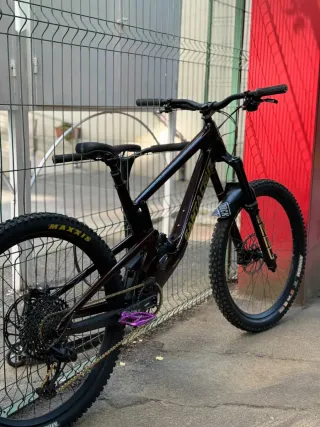 Bicicleta Santa Cruz Nomad 5c