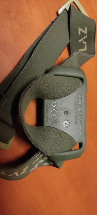 Linterna frontal Forclaz 120 lúmenes recargable
