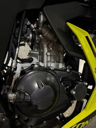 Zontes Z2 125cc Negra y Amarilla