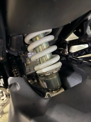 Zontes Z2 125cc Negra y Amarilla