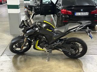 Zontes Z2 125cc Negra y Amarilla