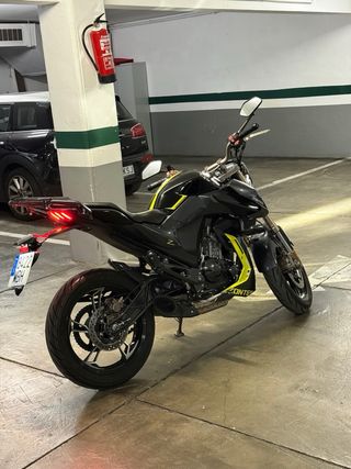 Zontes Z2 125cc Negra y Amarilla