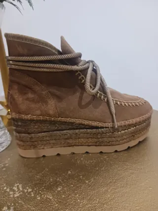 Botines bajos marrón cuero