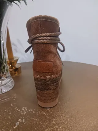Botines bajos marrón cuero