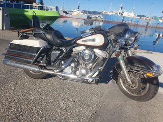 Harley Davidson Electra Glide Sport FLHS Histórica