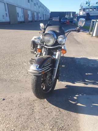 Harley Davidson Electra Glide Sport FLHS Histórica