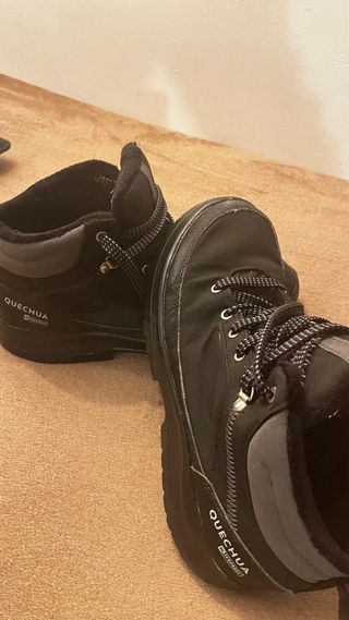 Botas de montaña Quechua negras