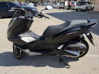 Honda PCX 125 Negra Automática