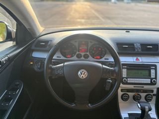 Volkswagen Passat 2.0 TDI o40CV DSG 2007