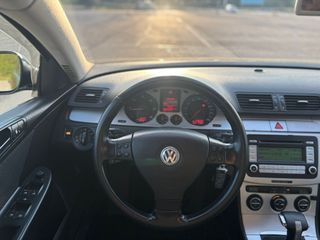 Volkswagen Passat 2.0 TDI o40CV DSG 2007