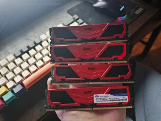 16 GB DDR4 TeamGroup ELITE RAM