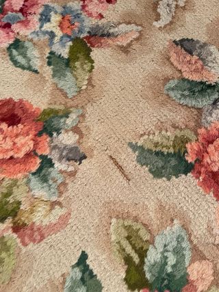 Alfombra de lana antigua