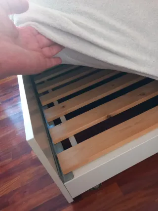Cama nido Ikea blanca.