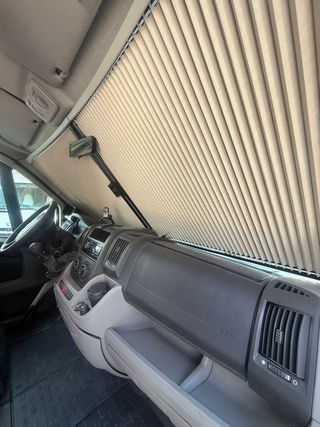 Autocaravana Cama Isla y Basculante