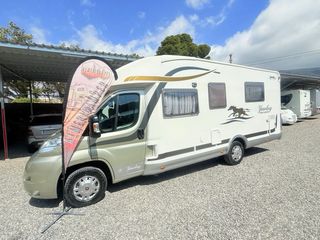 Autocaravana Cama Isla y Basculante