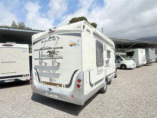 Autocaravana Cama Isla y Basculante