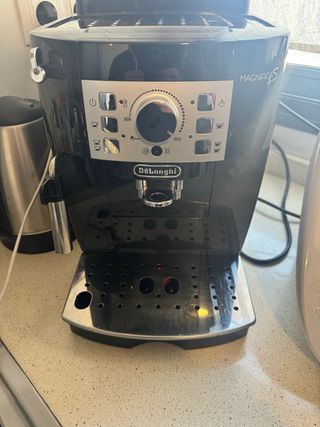 Cafetera DeLonghi Magnifica S