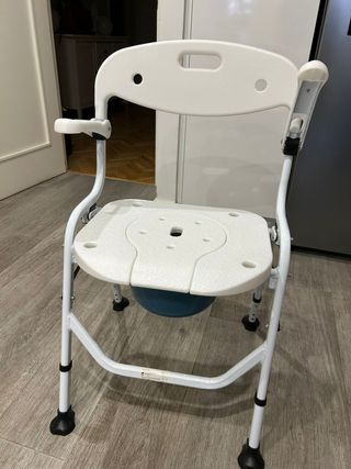 Silla ducha plegable con inodoro (WC). Como nueva