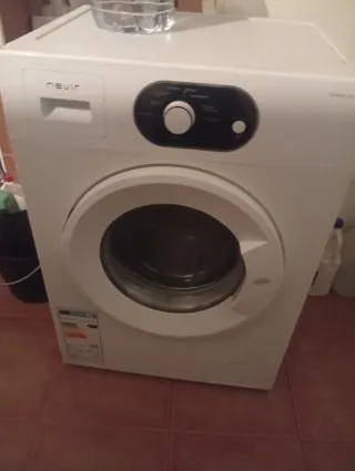 Lavadora Nevir para piezas