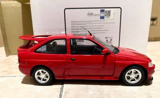 Ford Escort RS Cosworth rojo 1:18 Otto