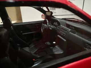 Ford Escort RS Cosworth rojo 1:18 Otto