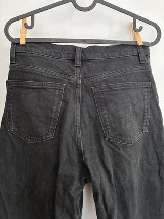 Pantalones vaqueros negros Mango T. 36