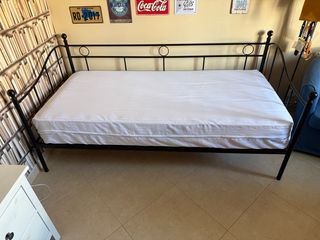 Cama Diván Metálica con Colchón 90x190