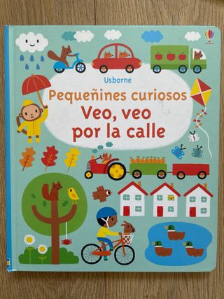 Libros infantiles con ventanitas y piezas móviles