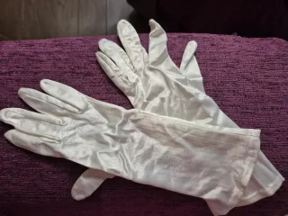 Guantes de raso blancos roto, champan